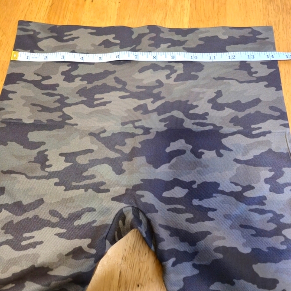 SPANX Camouflage Jeggings Green Gray‎ - Picture 2 of 6